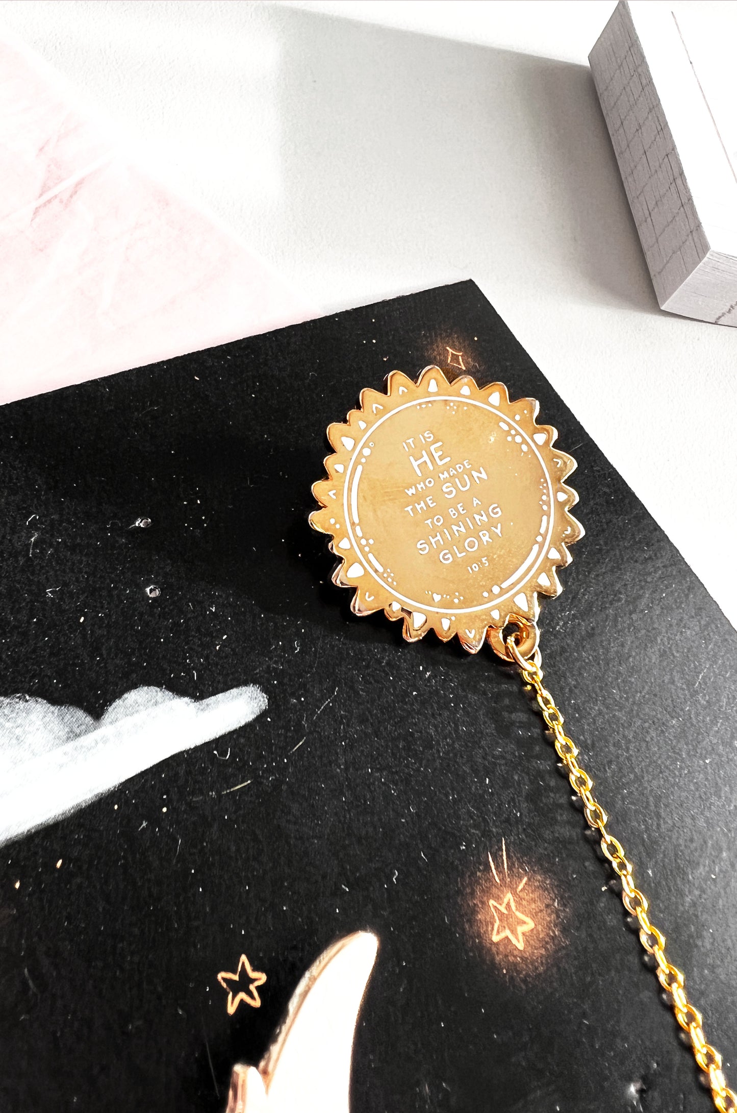 Sun & Moon chain pins | Quote Lovin' | Eid gifts - Quote Lovin'